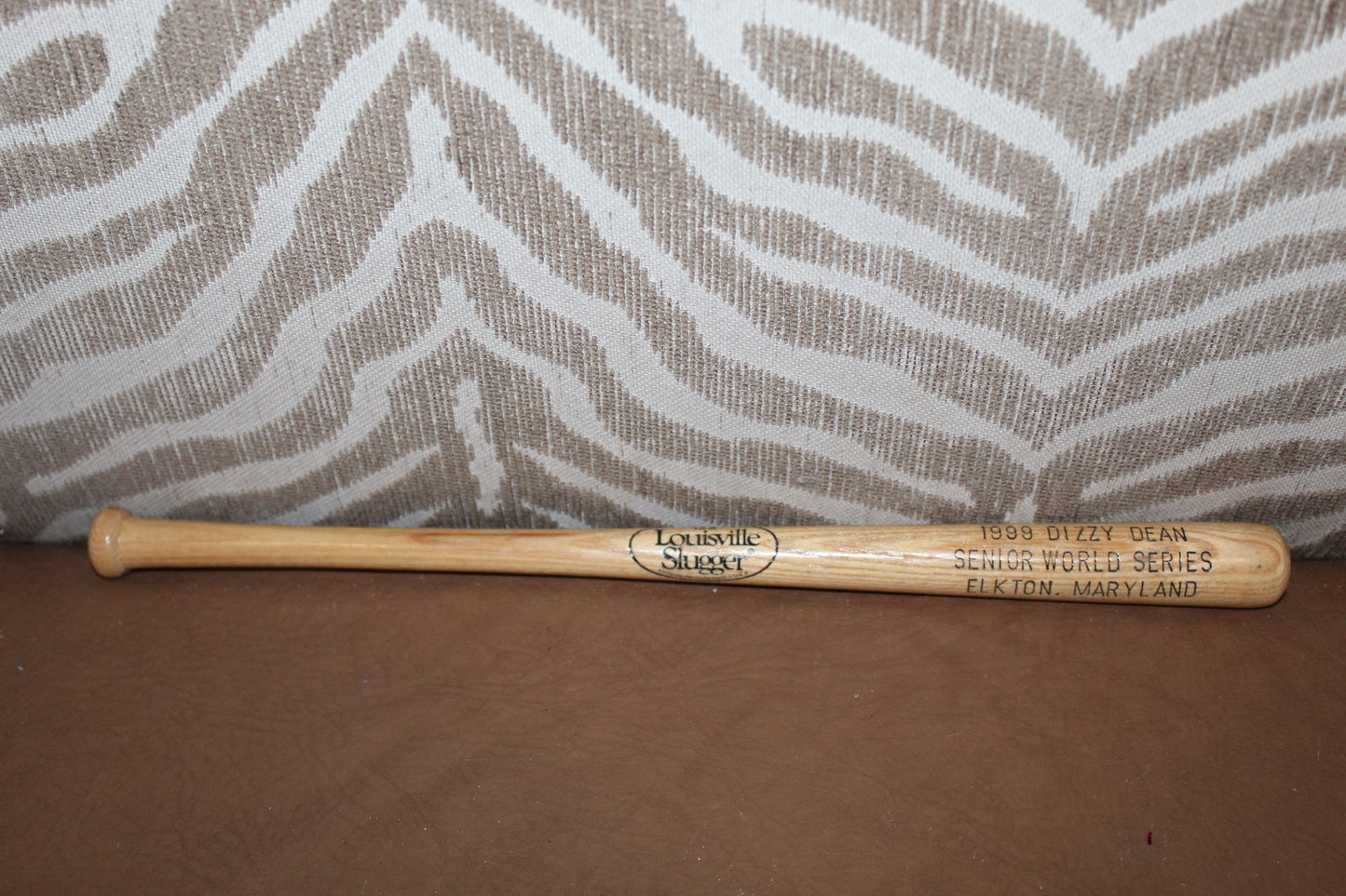 1999 Senior World Series Louisville Slugger Miniature Baseball Bat